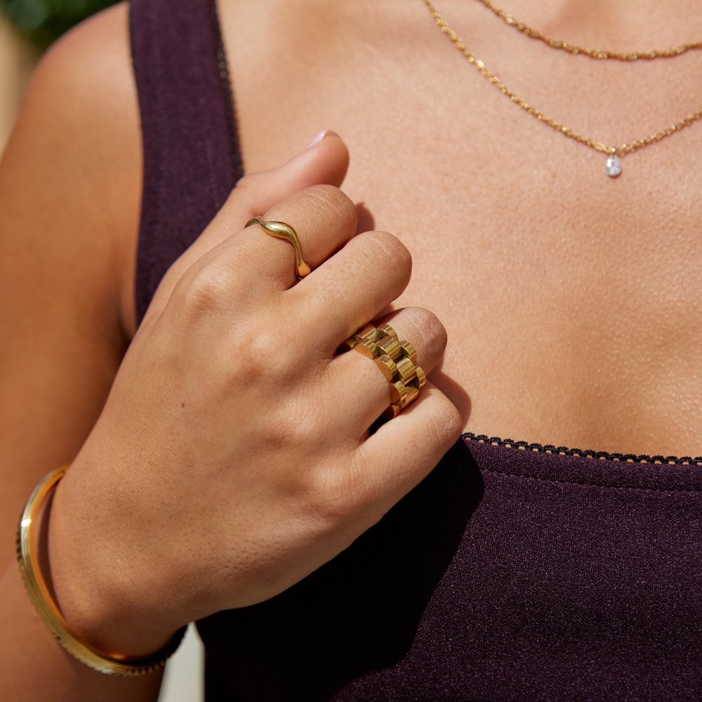 Anillo Ola de Oro 18K