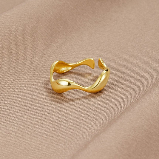 Anillo Ola de Oro 18K
