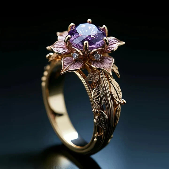 Anillo Exótico de Flor Morada con Cristal