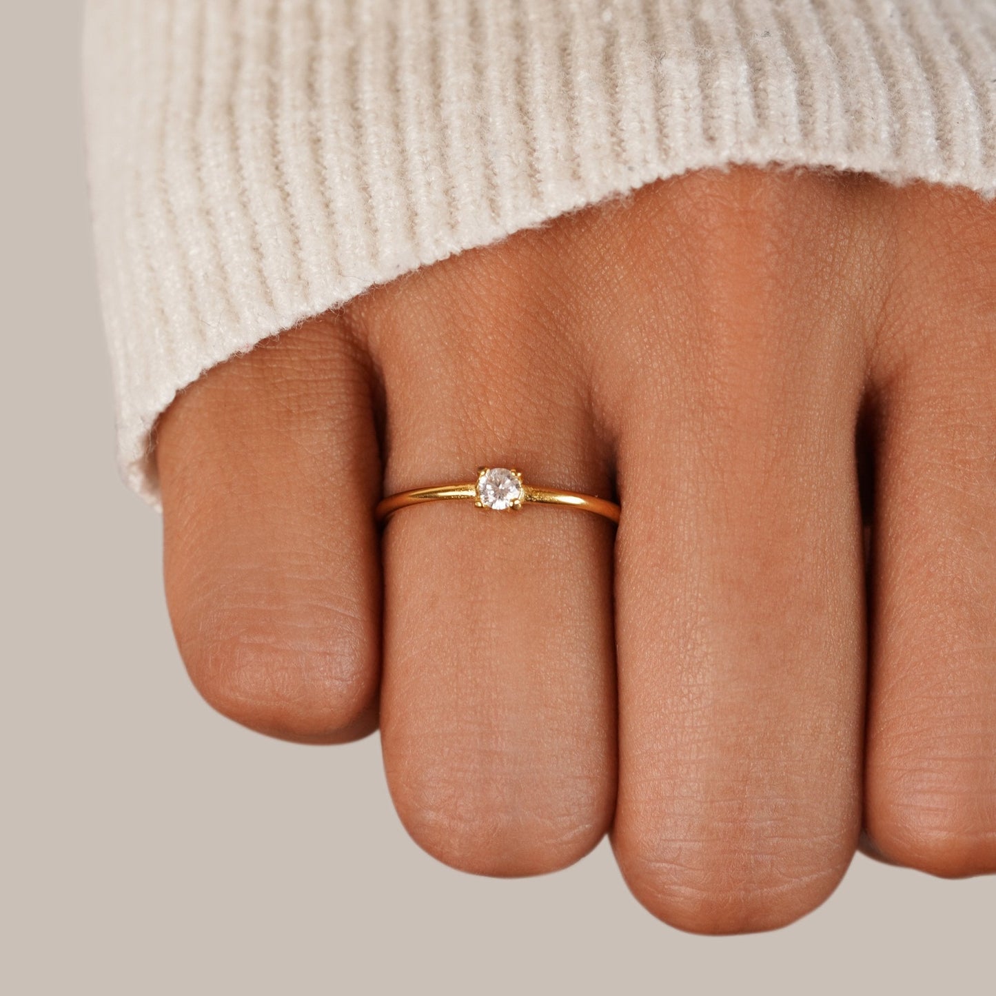 Anillos de Oro 18K con Piedra de Nacimiento