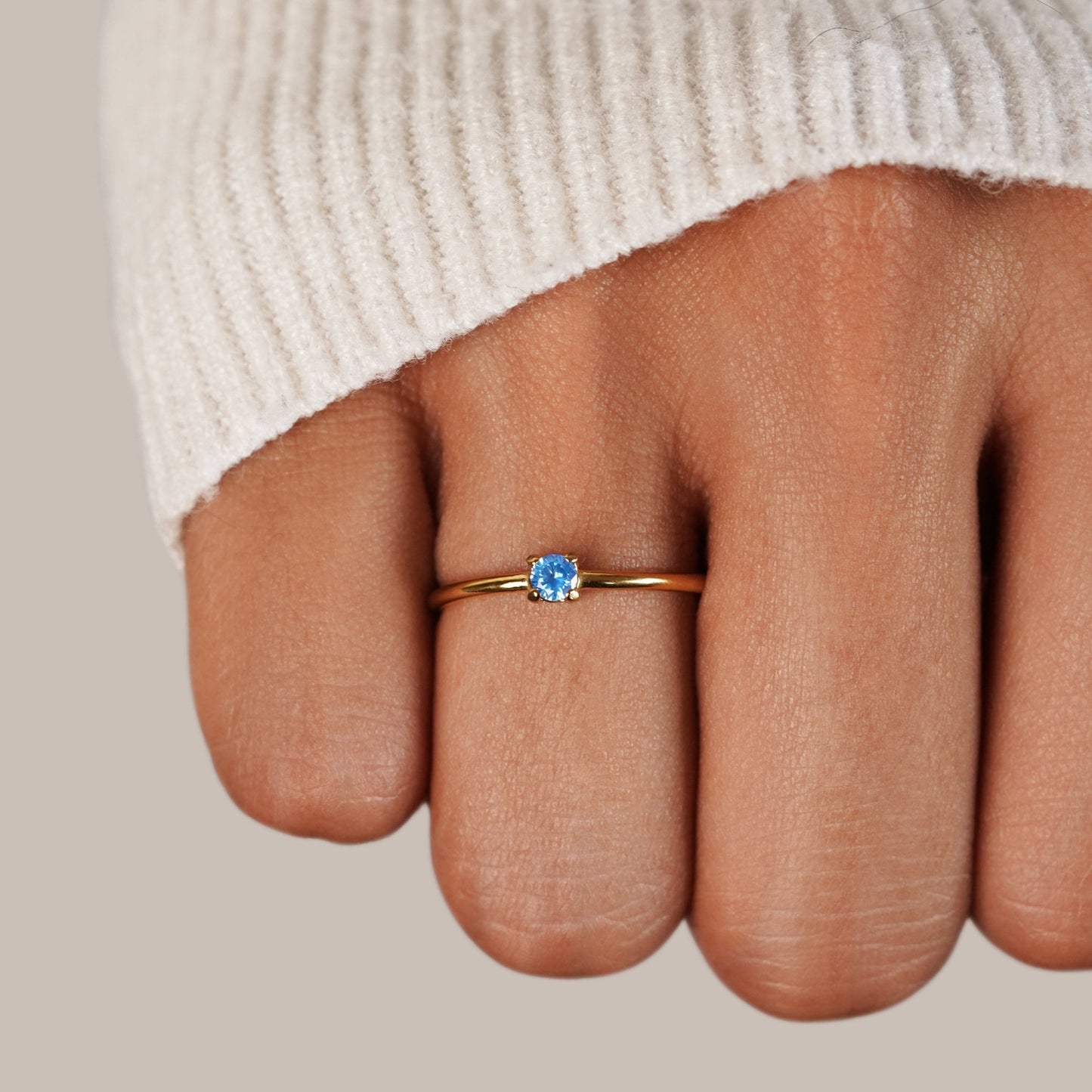 Anillos de Oro 18K con Piedra de Nacimiento