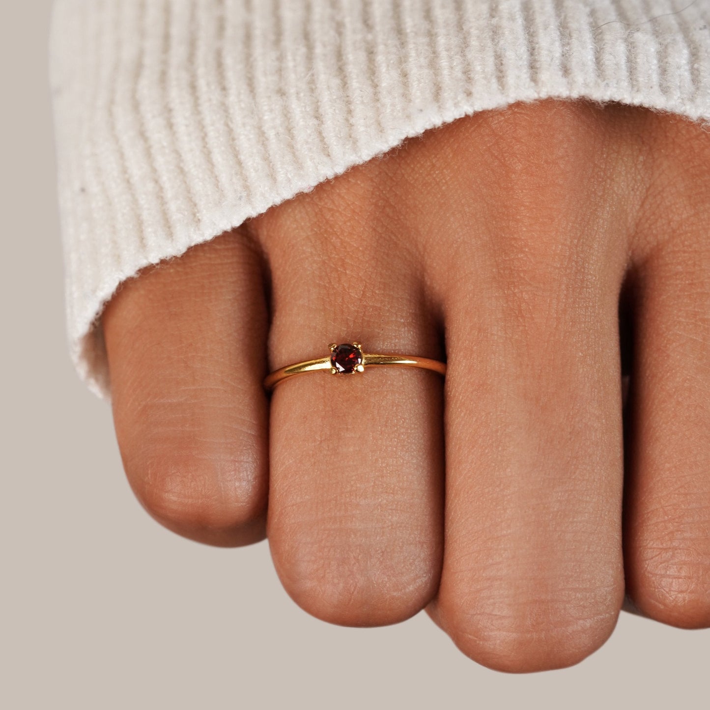 Anillos de Oro 18K con Piedra de Nacimiento