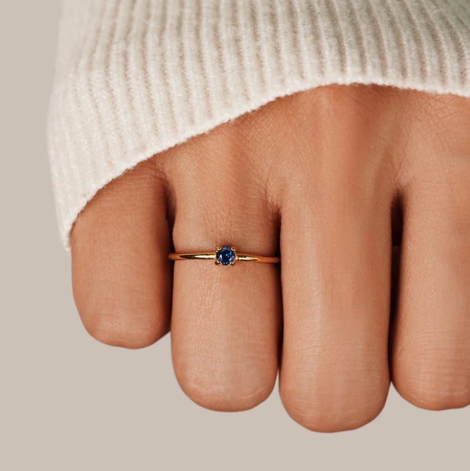 Anillos de Oro 18K con Piedra de Nacimiento