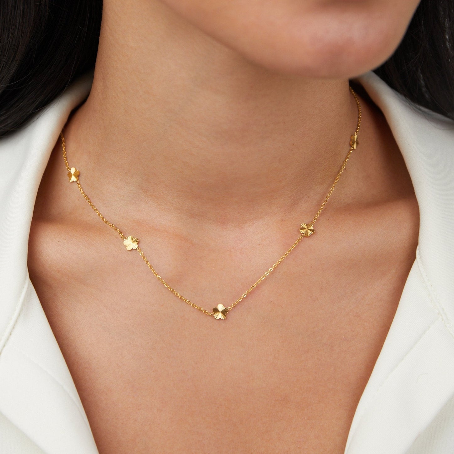 Collar Flower Power de Cadena de Oro 18K