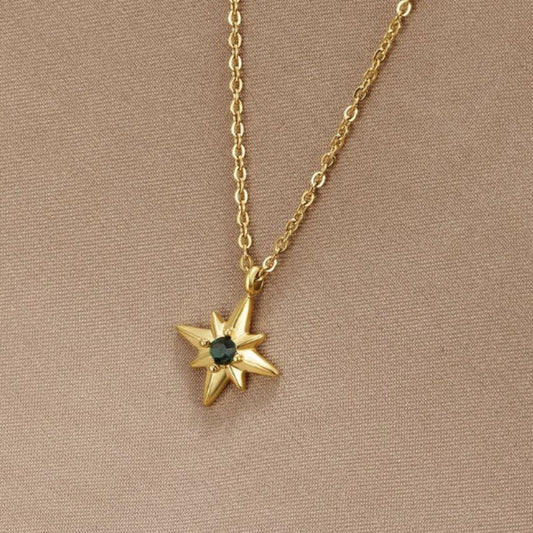 Collar Guiding Star con Cristal Esmeralda