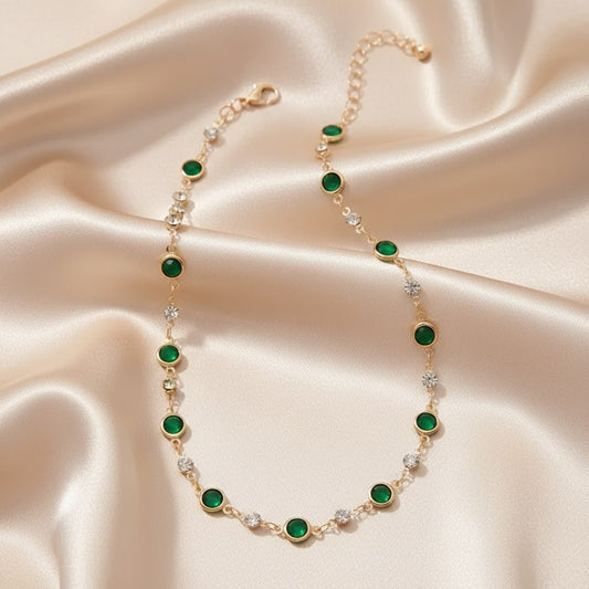 Collar con Colgante de Esmeralda